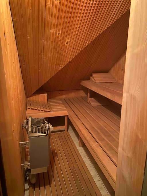 Rooftop 180M2 Loft With Private Sauna, 브라티슬라바 외부 사진