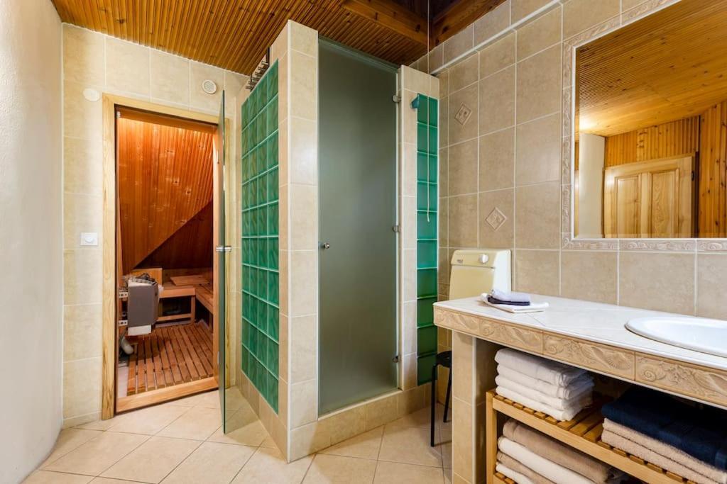 Rooftop 180M2 Loft With Private Sauna, 브라티슬라바 외부 사진